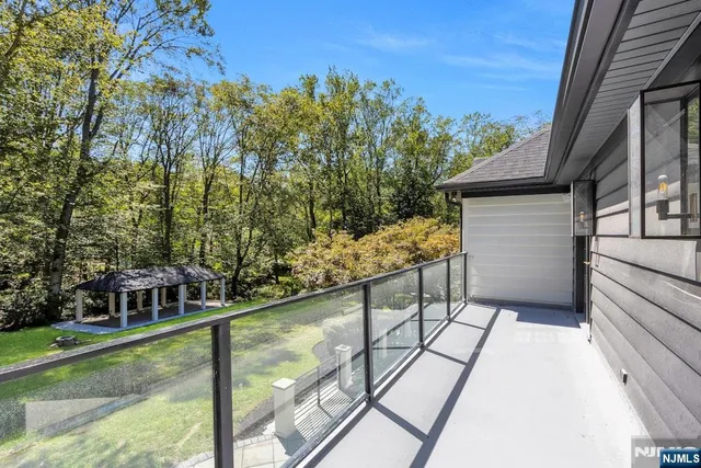 $7,998,000 | 4 Duck Pond Road, Alpine, NJ 07620