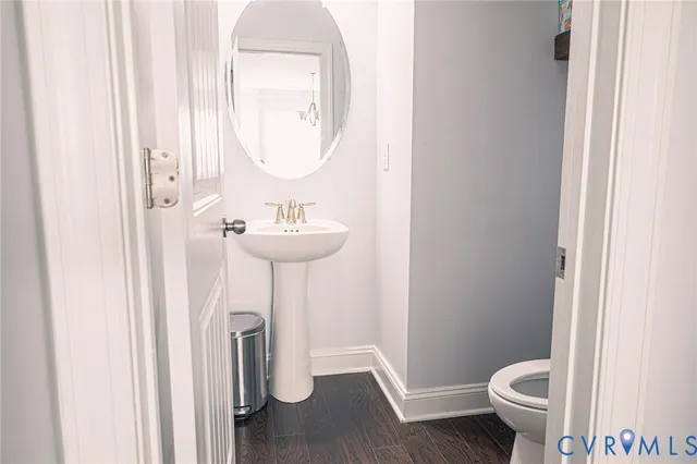 $480,000 | 7033 Ravenscraig Crescent, Henrico, VA 23231