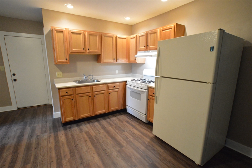 237 River Street, Unit B Haverhill, MA 01832 - Photo 2 of 7