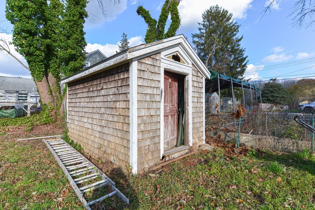 10 Perry Street Fairhaven, MA 02719 - Photo 12 of 42 Gallery Image 12