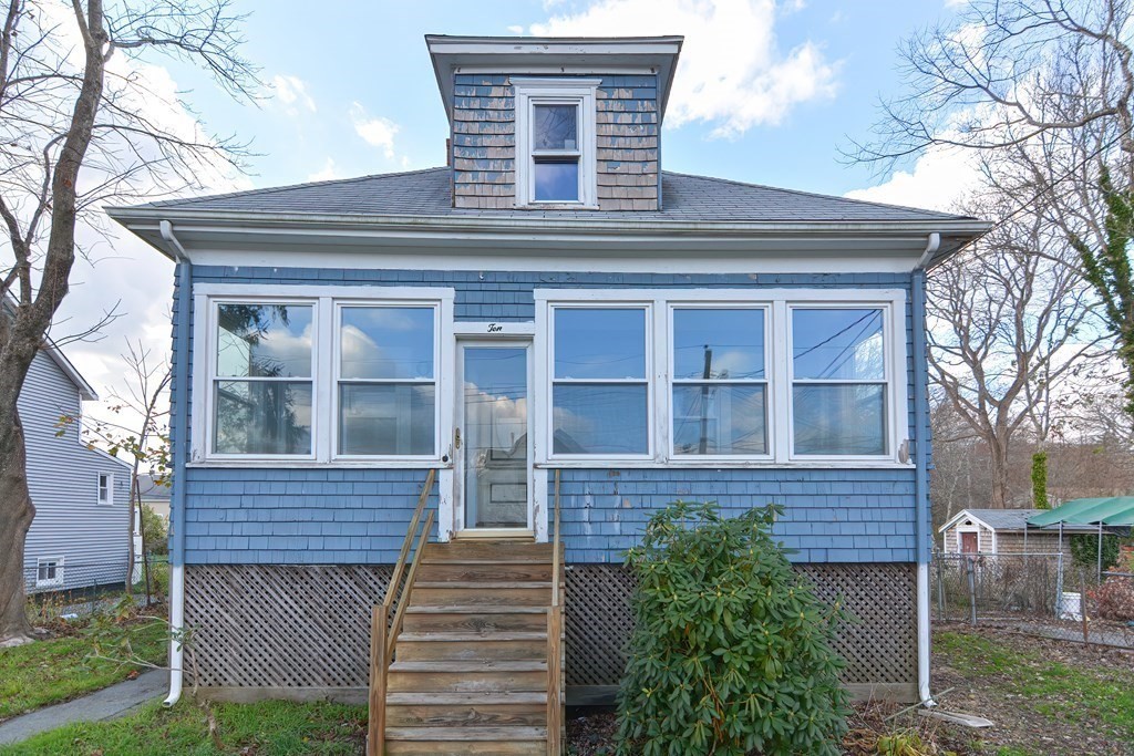 10 Perry Street Fairhaven, MA 02719 - Photo 2 of 42 Gallery Image 2