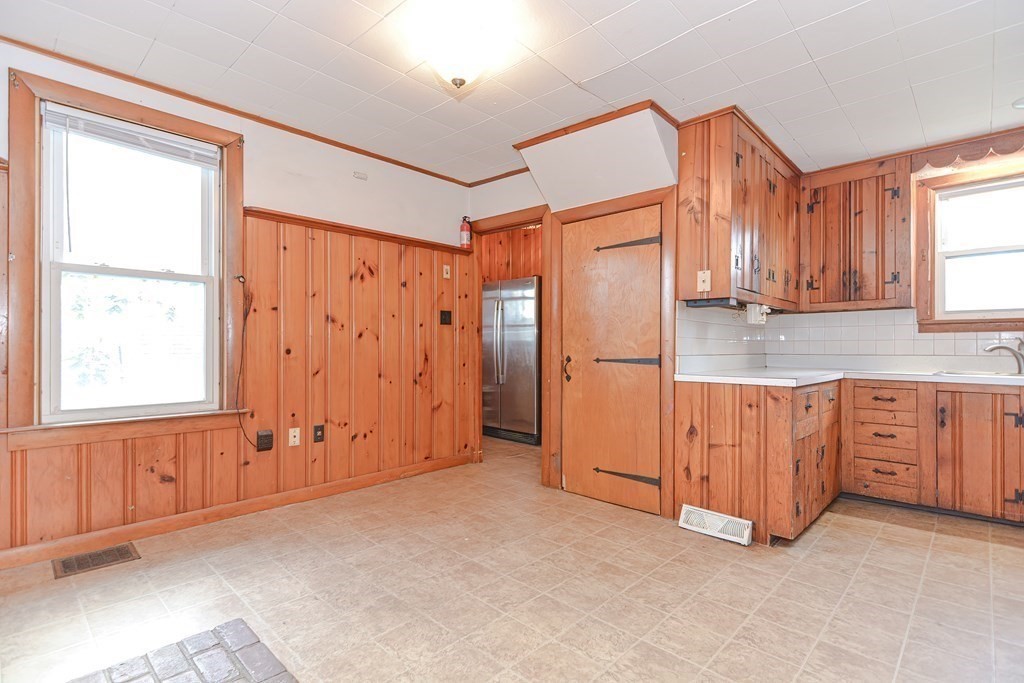 10 Perry Street Fairhaven, MA 02719 - Photo 24 of 42 Gallery Image 24