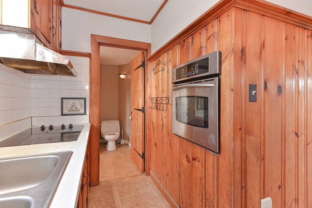 10 Perry Street Fairhaven, MA 02719 - Photo 28 of 42 Gallery Image 28