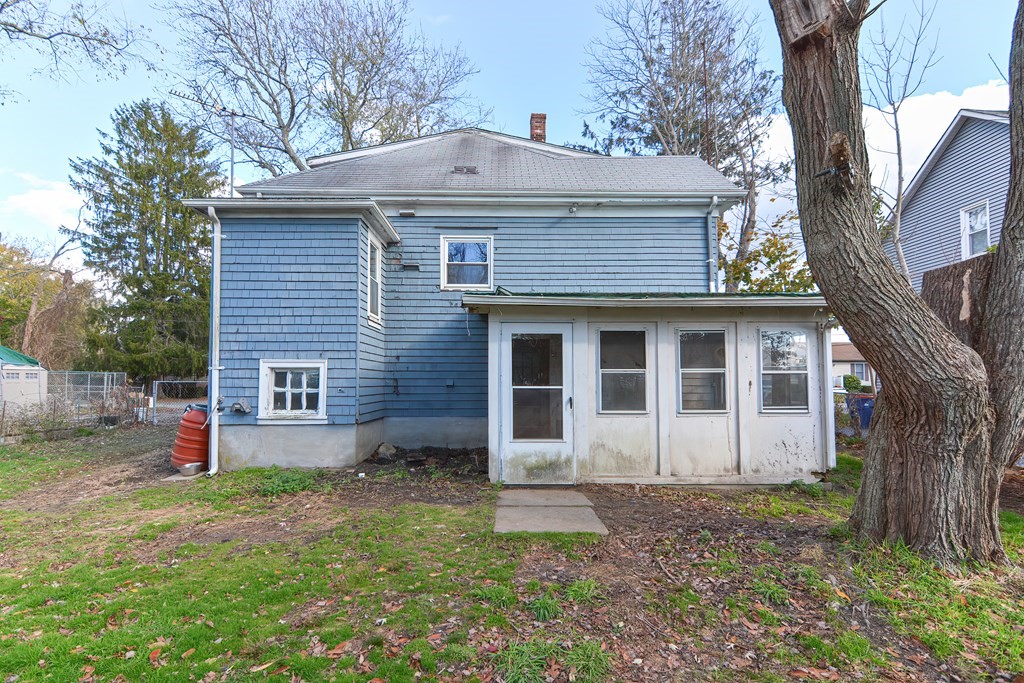 10 Perry Street Fairhaven, MA 02719 - Photo 8 of 42 Gallery Image 8