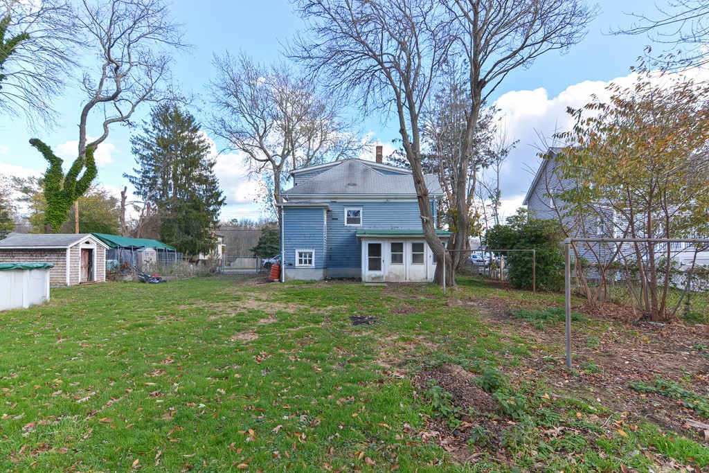 10 Perry Street Fairhaven, MA 02719 - Photo 9 of 42 Gallery Image 9