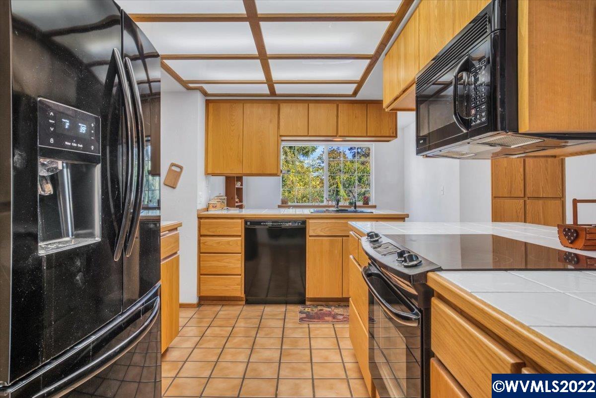 30864 Pineway Road Lebanon, OR 97355 - Photo 23 of 40 Gallery Image 23