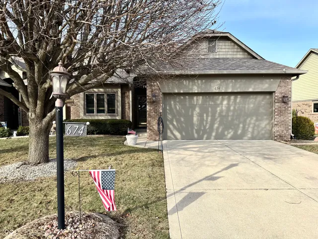 $247,500 | 674 Cottage Lane, Greenwood, IN 46143