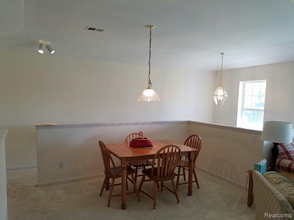 4114 Hampton Ridge Boulevard, Unit 11 Howell, MI 48843 - Photo 8 of 25 20160519_131245_resized.jpg