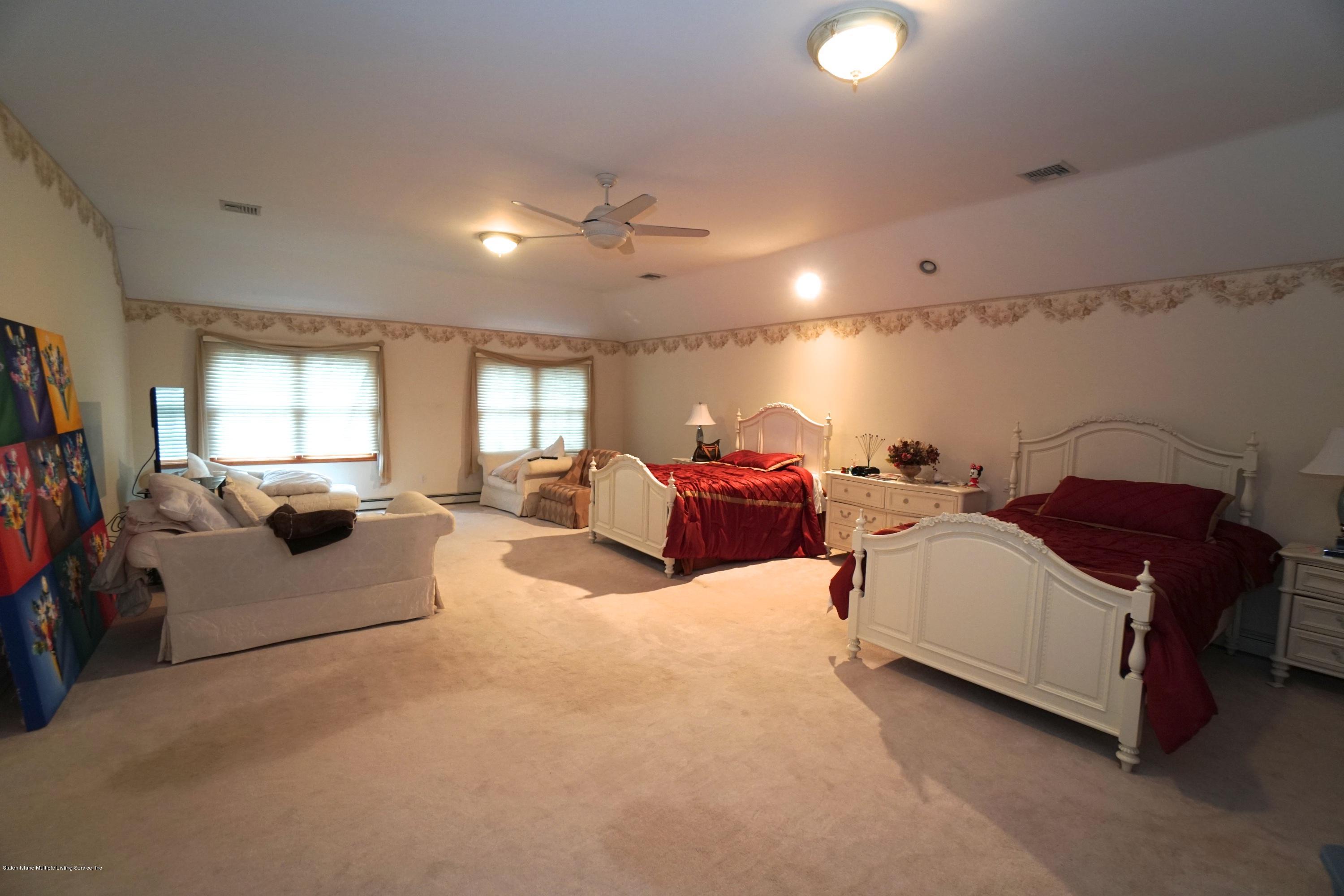 120 Romer Road Staten Island, NY 10304 - Photo 17 of 29 DSC07006