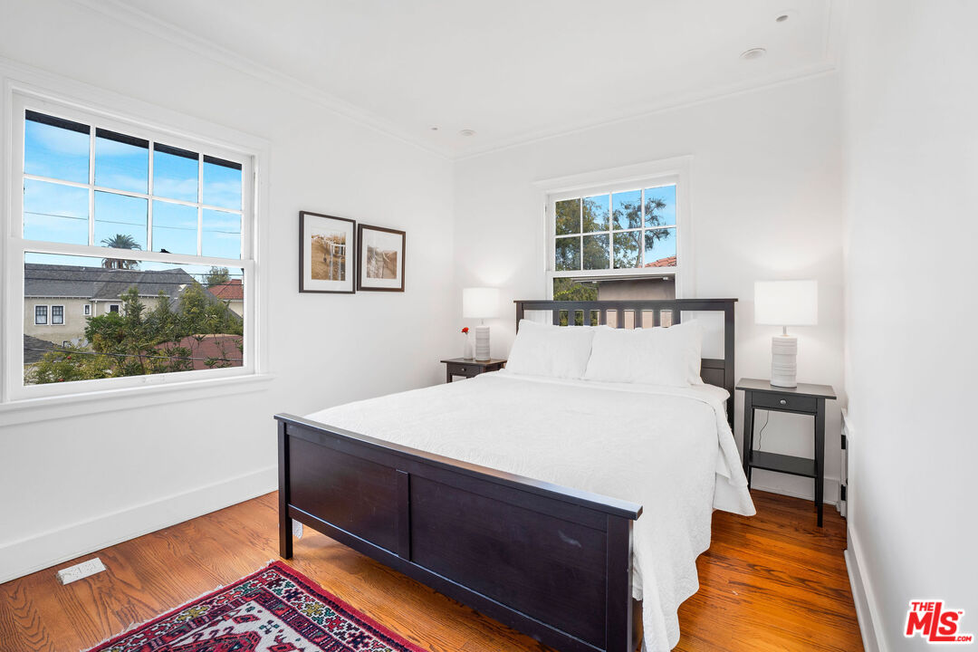 1663 Virginia Road Los Angeles, CA 90019 - Photo 16 of 25