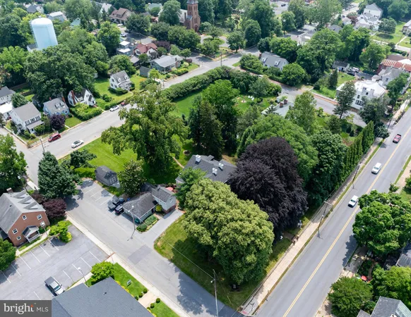 $975,000 | 417 East Washington Street, Charles Town, WV 25414