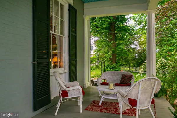 $975,000 | 417 East Washington Street, Charles Town, WV 25414