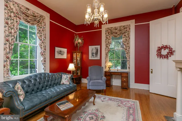 $999,900 | 417 East Washington Street, Charles Town, WV 25414