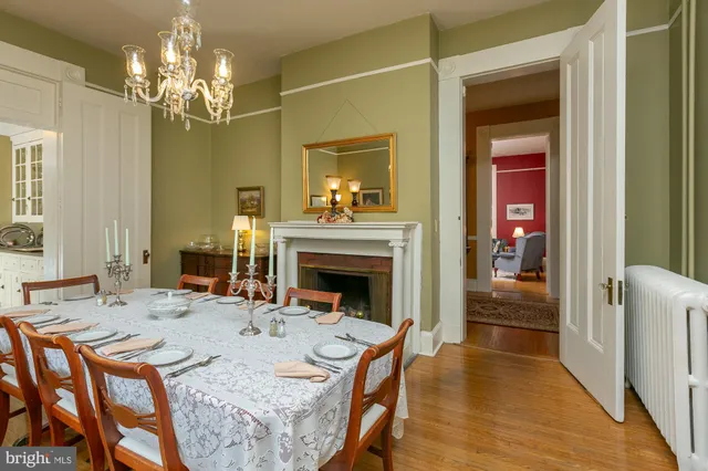 $999,900 | 417 East Washington Street, Charles Town, WV 25414