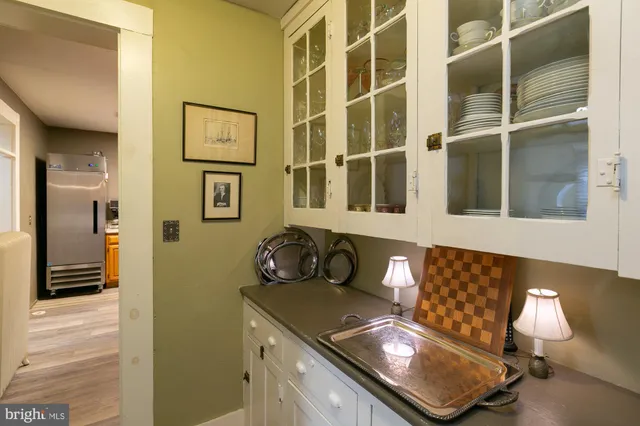 $999,900 | 417 East Washington Street, Charles Town, WV 25414