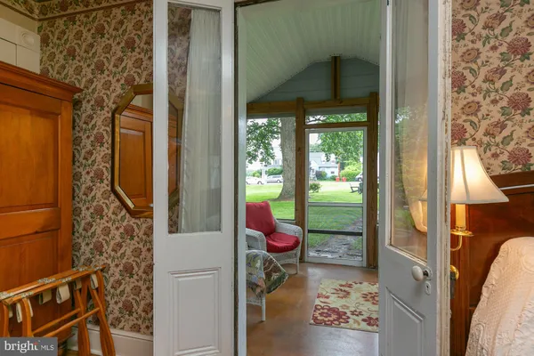 $975,000 | 417 East Washington Street, Charles Town, WV 25414