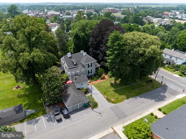 $975,000 | 417 East Washington Street, Charles Town, WV 25414