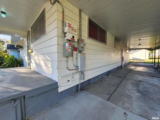$99,900 | 2308 Alexander Street, Murphysboro, IL 62966