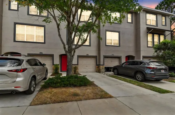 $275,000 | 2547 Lexington Oak Drive, Brandon, FL 33511