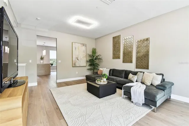 $274,988 | 2547 Lexington Oak Drive, Brandon, FL 33511