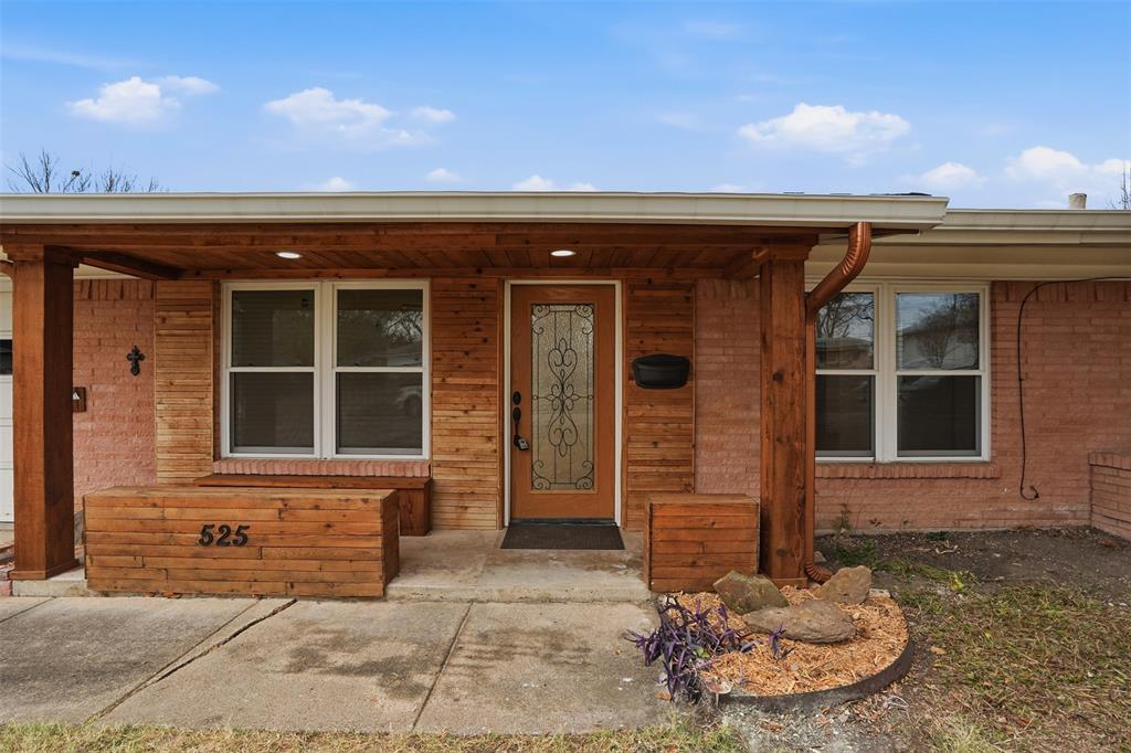 525 West Ridgewood Drive Garland, TX 75041 - Photo 3 of 39