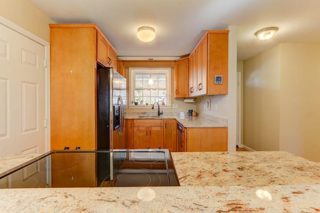 9 Autumn Road Medway, MA 02053 - Photo 12 of 38 Gallery Image 12