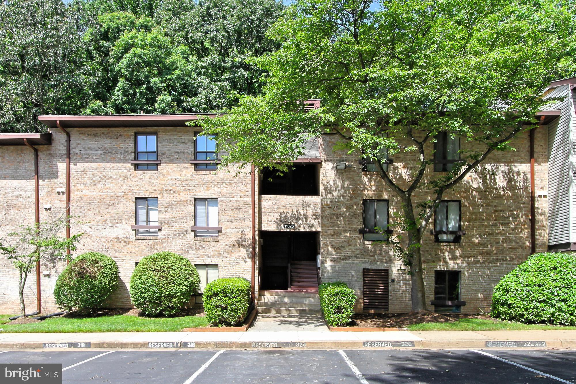 Welcome to 11625 Stoneview Square #2B