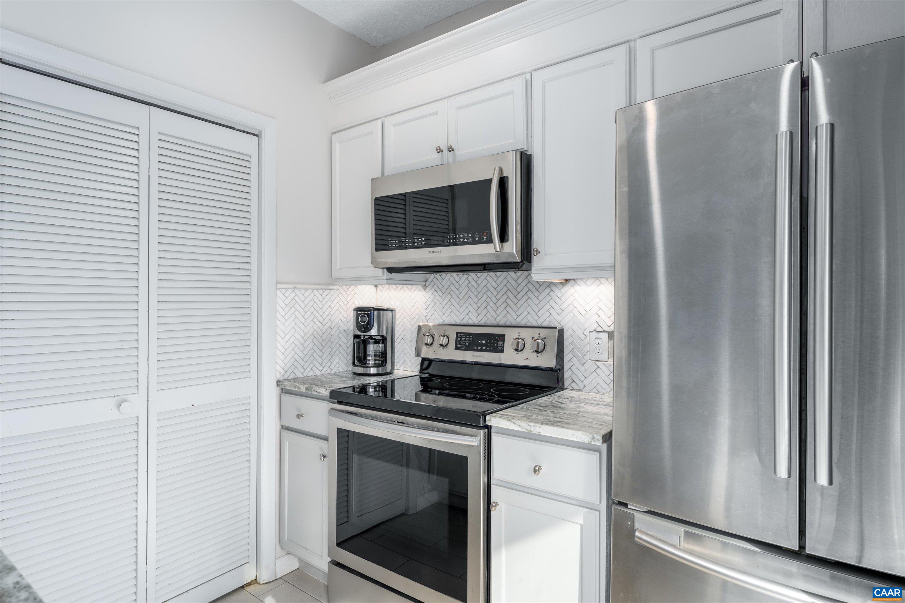 470 3 Ridges Roseland, VA 22967 - Photo 6 of 35