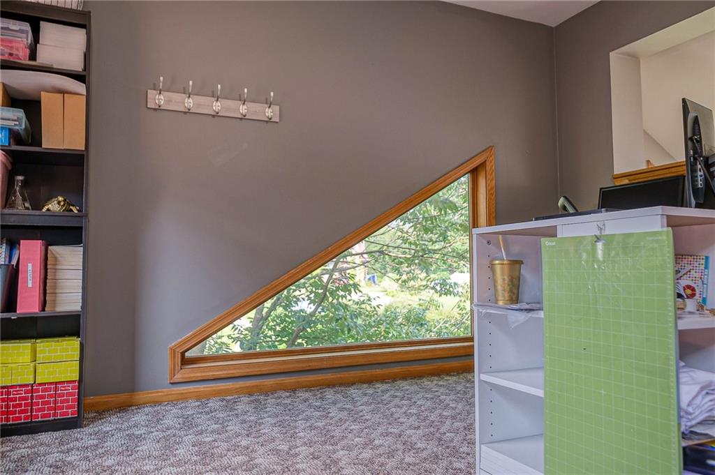 1305 Eckert Road Monaca, PA 15061 - Photo 12 of 25 Gallery Image 12