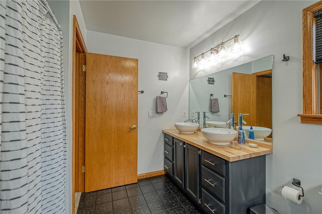 1305 Eckert Road Monaca, PA 15061 - Photo 18 of 25 Gallery Image 18
