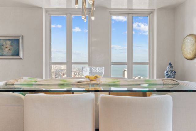 $4,299,000 | 11 East Walton Street, Unit 4802, Chicago, IL 60611