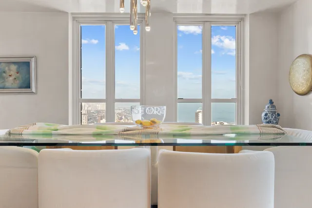 $4,299,000 | 11 East Walton Street, Unit 4802, Chicago, IL 60611