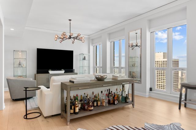 $4,299,000 | 11 East Walton Street, Unit 4802, Chicago, IL 60611