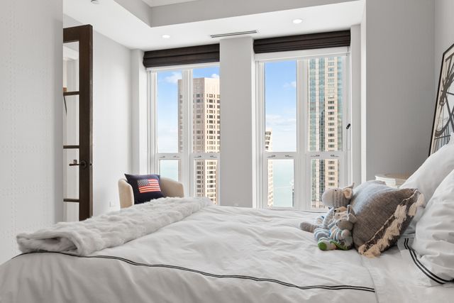 $4,299,000 | 11 East Walton Street, Unit 4802, Chicago, IL 60611