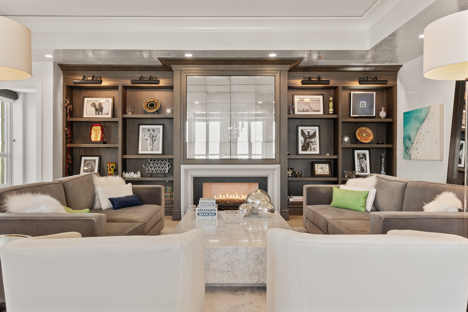 11 East Walton Street, Unit 4802 Chicago, IL 60611 - Photo 6 of 47 a living room with furniture and a fireplace