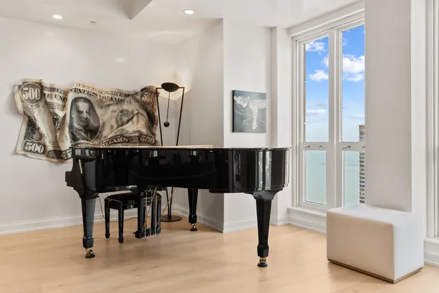 $4,299,000 | 11 East Walton Street, Unit 4802, Chicago, IL 60611