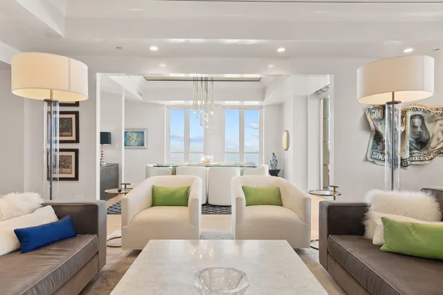 $4,299,000 | 11 East Walton Street, Unit 4802, Chicago, IL 60611