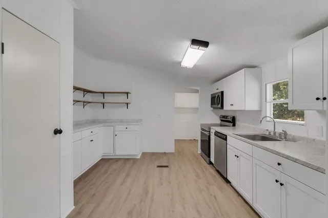 $219,000 | 326 Highway 232, Dover, TN 37058