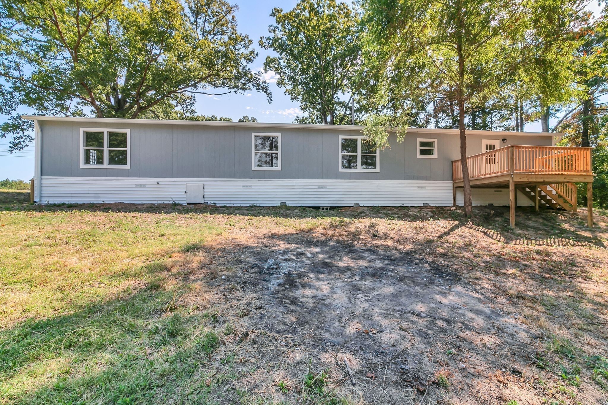 326 Highway 232 Dover, TN 37058 - Photo 37 of 38 a view of a house with a yard