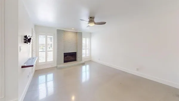 $1,975 | 2204 West Park Boulevard, Unit 3203, Plano, TX 75075