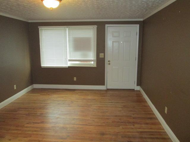 3888 Briggs Road Columbus, OH 43228 - Photo 6 of 14 Gallery Image 6