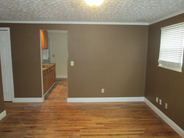 3888 Briggs Road Columbus, OH 43228 - Photo 7 of 14 Gallery Image 7