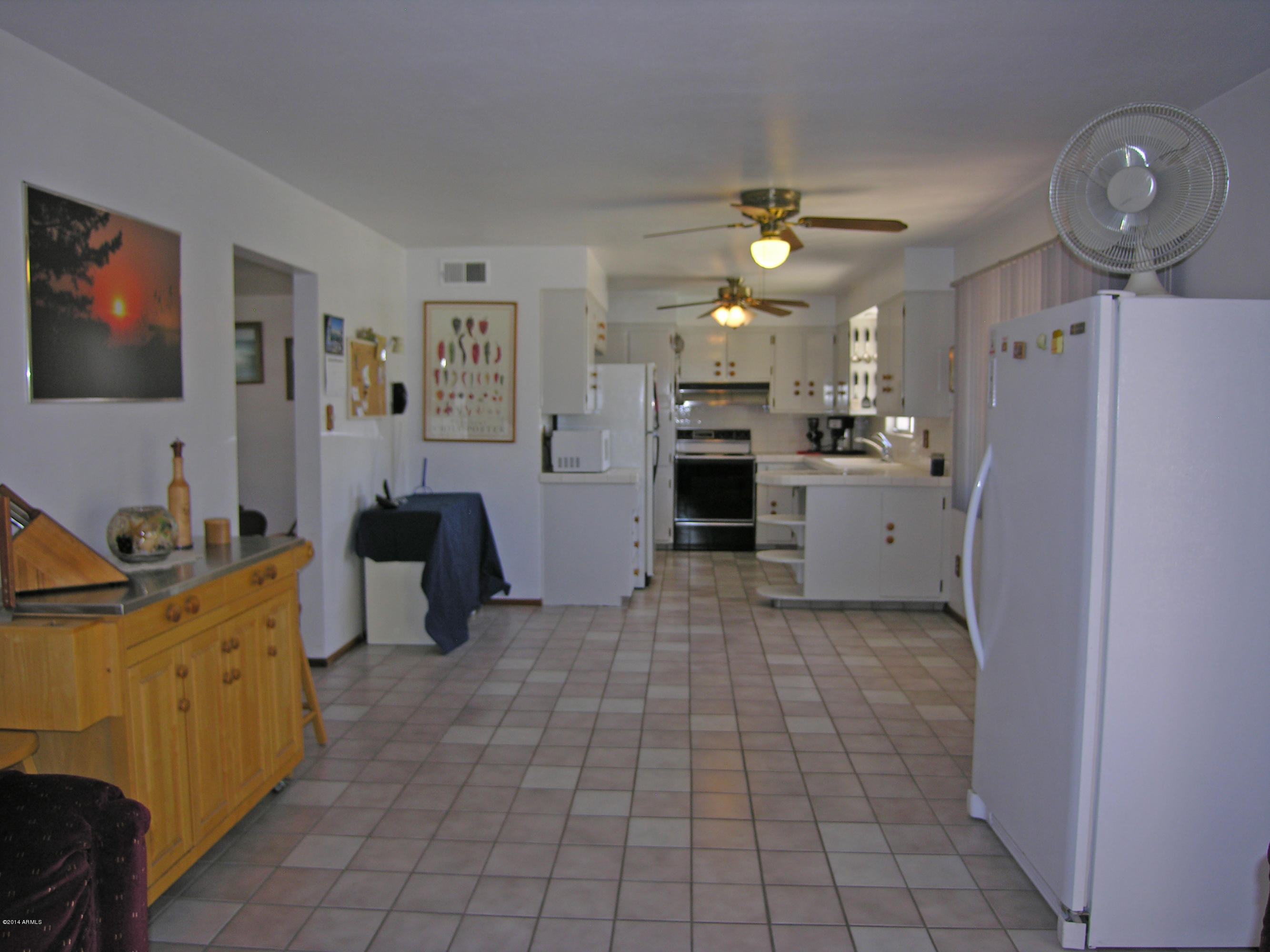 3703 West Lamar Road Phoenix, AZ 85019 - Photo 8 of 30 Great Room 3