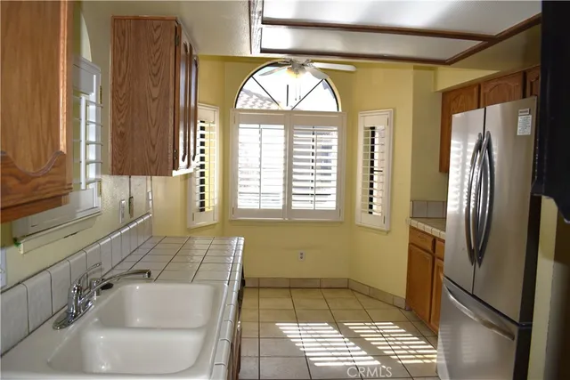 $279,000 | 19282 Pine Way, Apple Valley, CA 92308