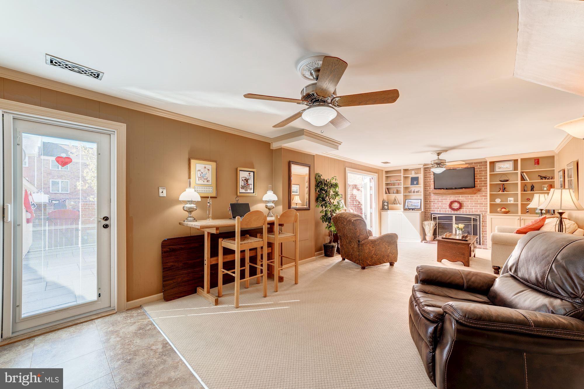 6011 Queenston Street Springfield, VA 22152 - Photo 42 of 57 Built-ins w U35 Energy gas insert fireplace