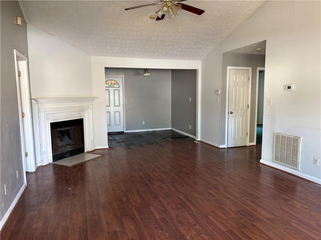 3040 Garnet Way Atlanta, GA 30349 - Photo 9 of 10