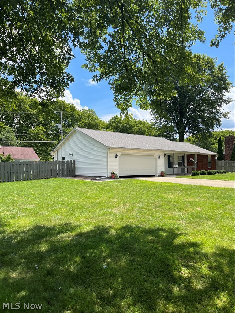 1741 Stonehaven Road Madison, OH 44057 - Photo 2 of 23 Gallery Image 2