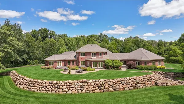 $3,900,000 | 2688 Scenic Drive, Stevens Point, WI 54481