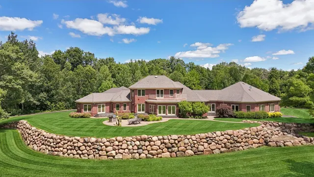 $4,100,000 | 2688 Scenic Drive, Stevens Point, WI 54481