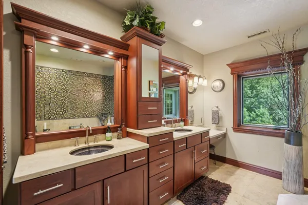 $3,900,000 | 2688 Scenic Drive, Stevens Point, WI 54481